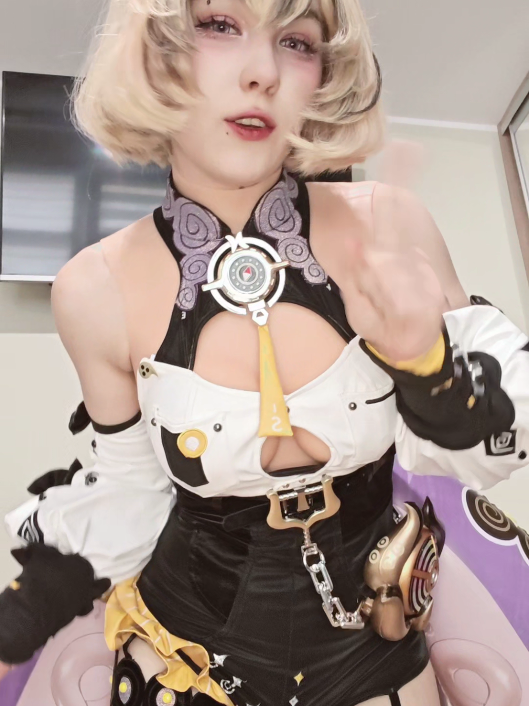 @Lin