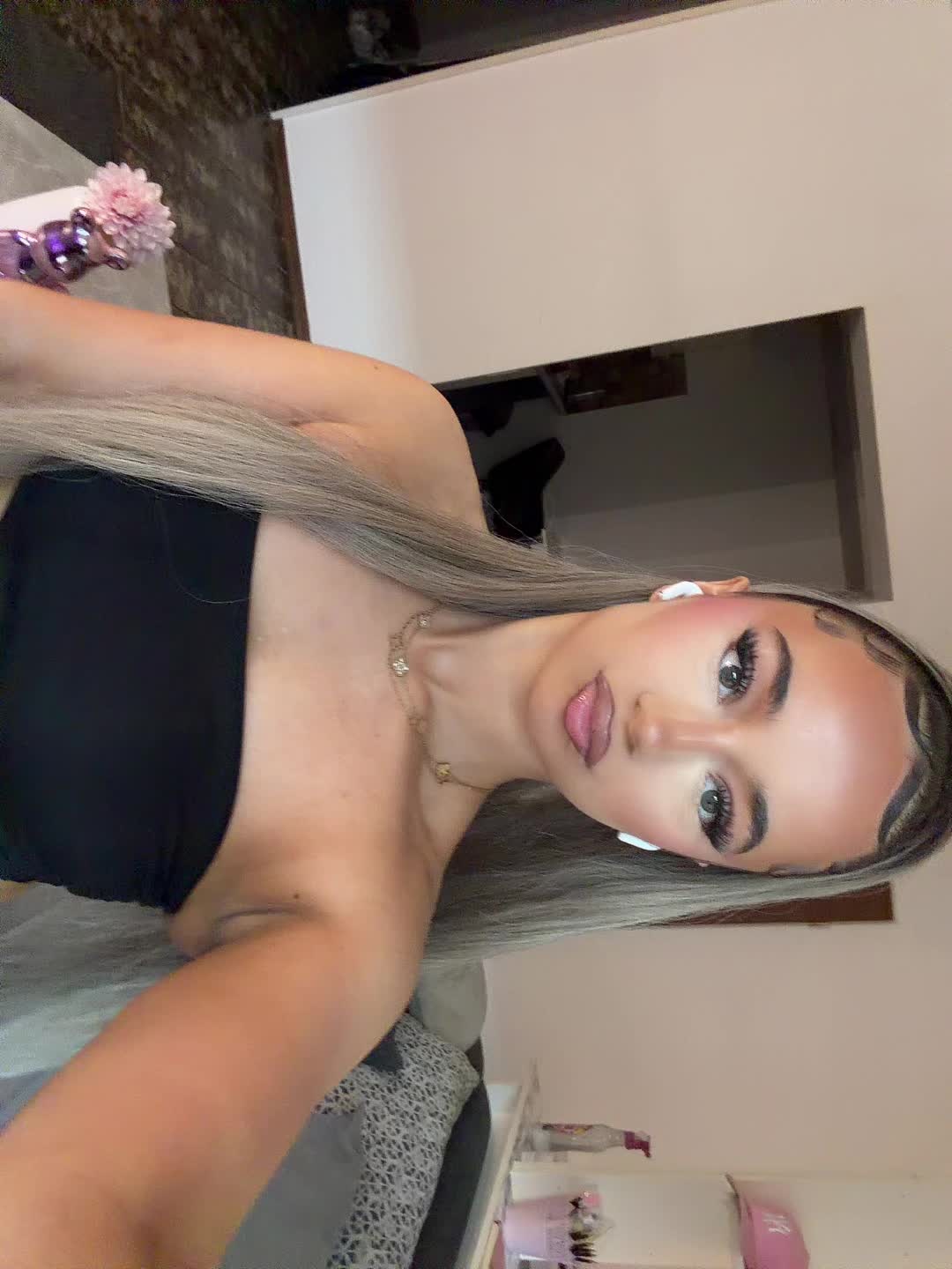 @V