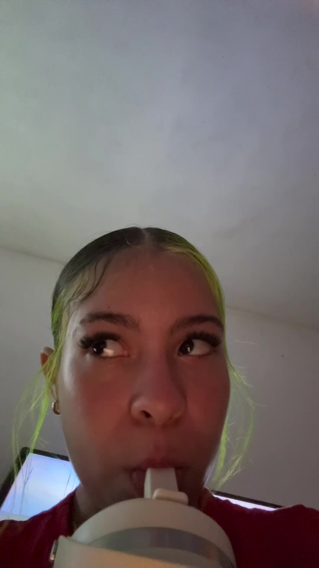 @𝐲𝐞𝐲𝐢𝐢<𝟑