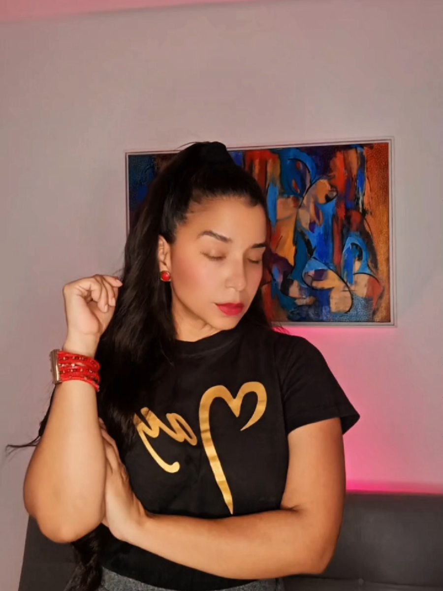 @ELMUNDODEMAY 🎙️🩷 🎼