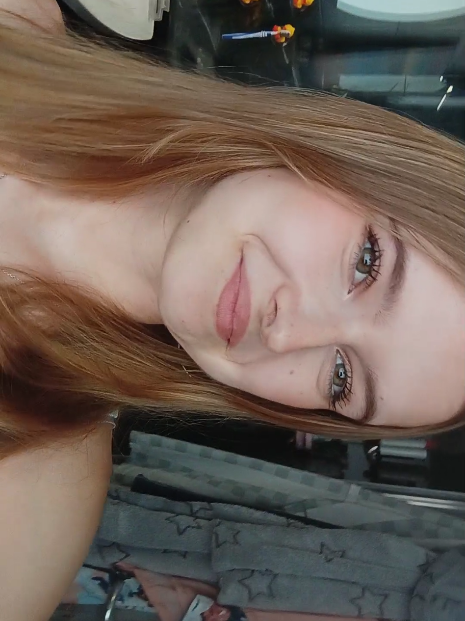 @Eliiii