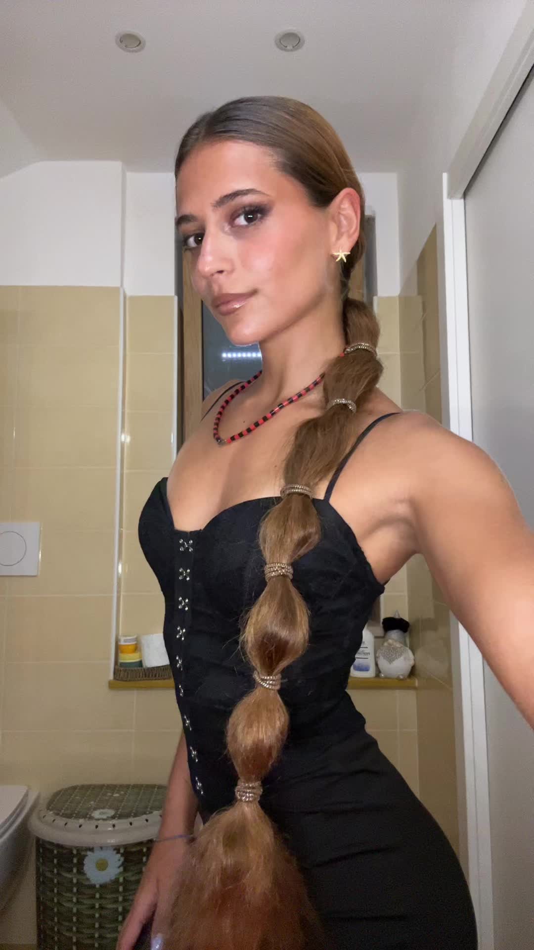 @Emi