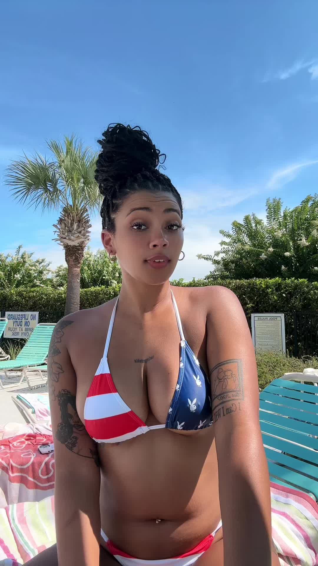 @Brittany Nicole🏳️🌈✨♏️