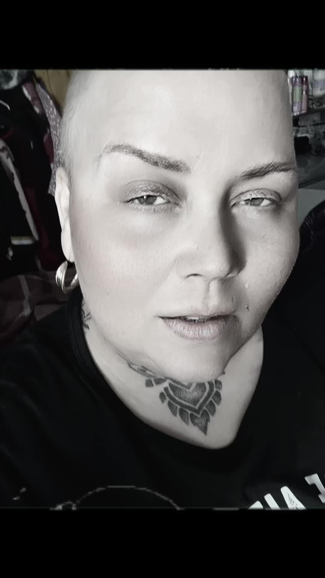 @Queen4ever1985 🎗️🎀