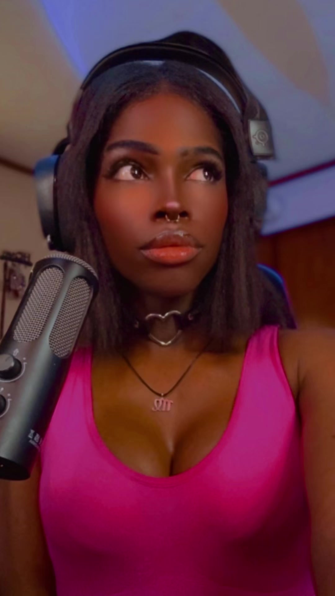 @🫧 ᴋᴀᴢᴢʏ 🫧
