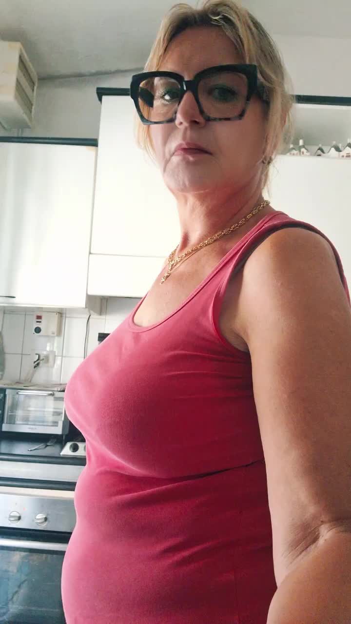 @Gherghina Steluta