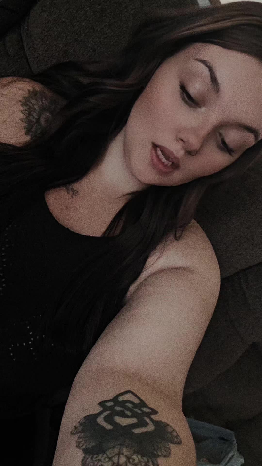 @Just Me 🖤🤘