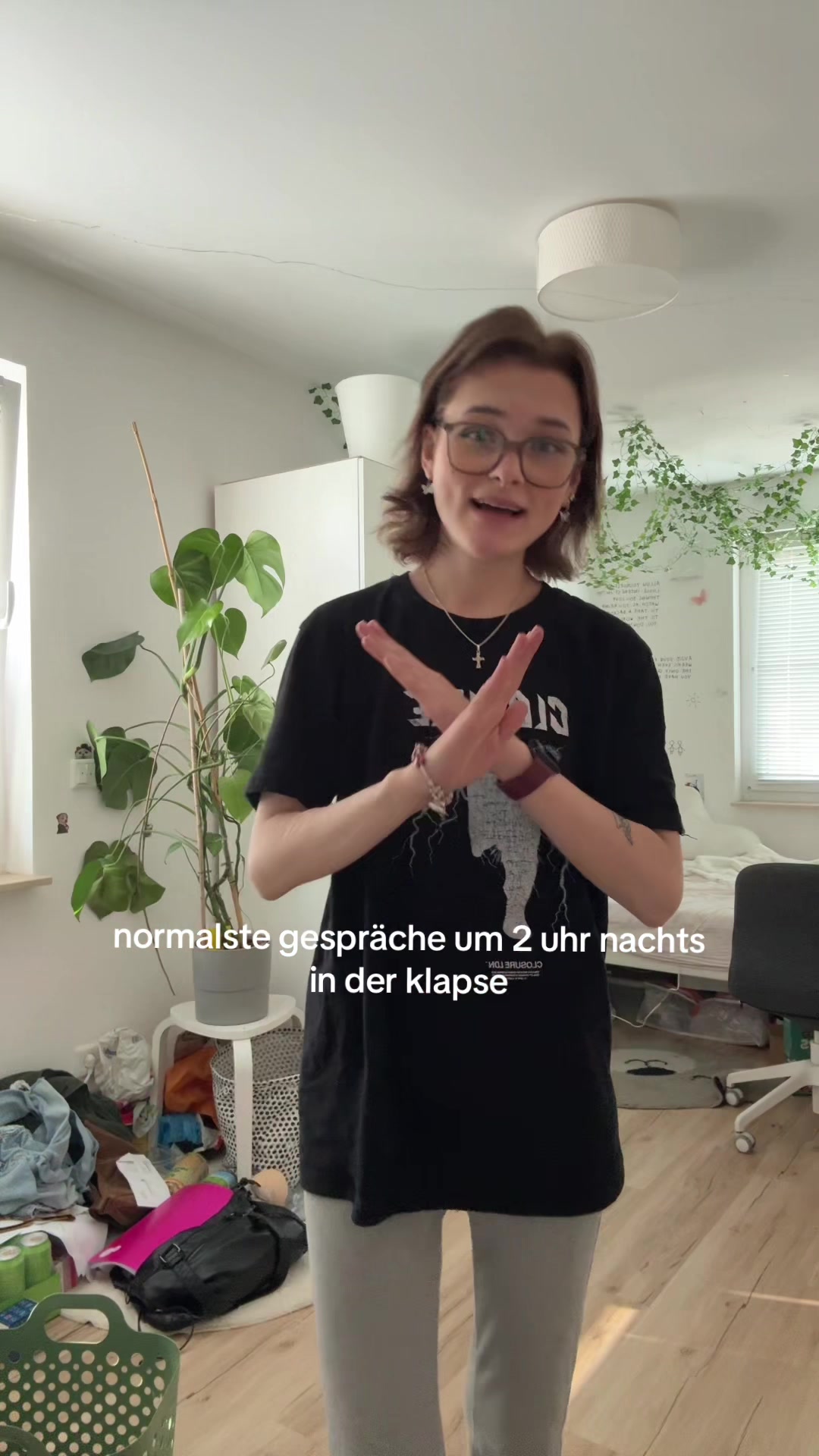 @￴