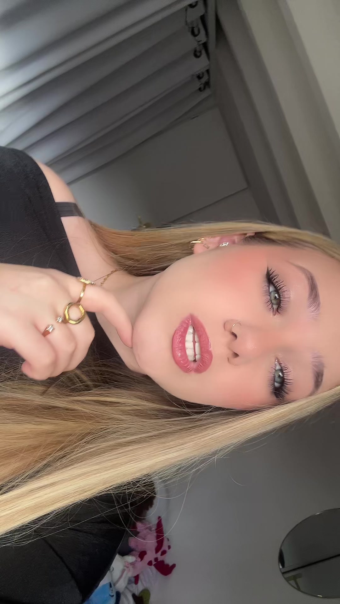 @𝓒𝓱ª