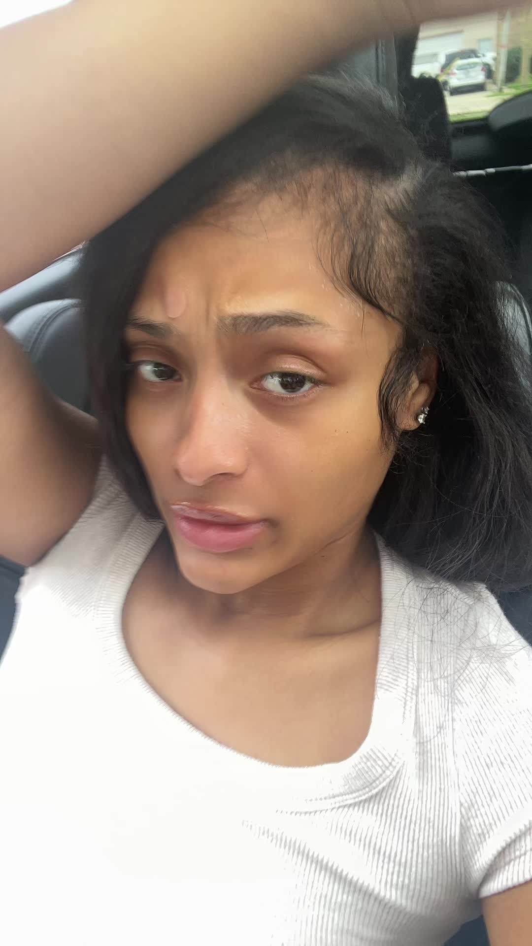 @KYLA 👩🏽⚕️