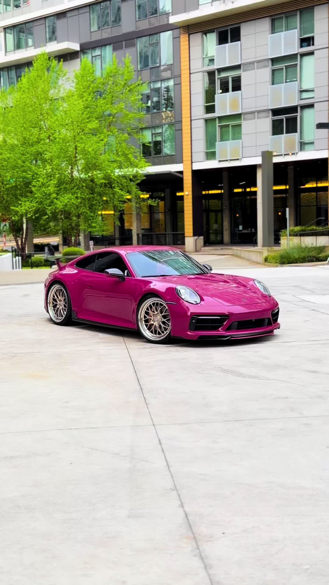 @visualsbyferny
