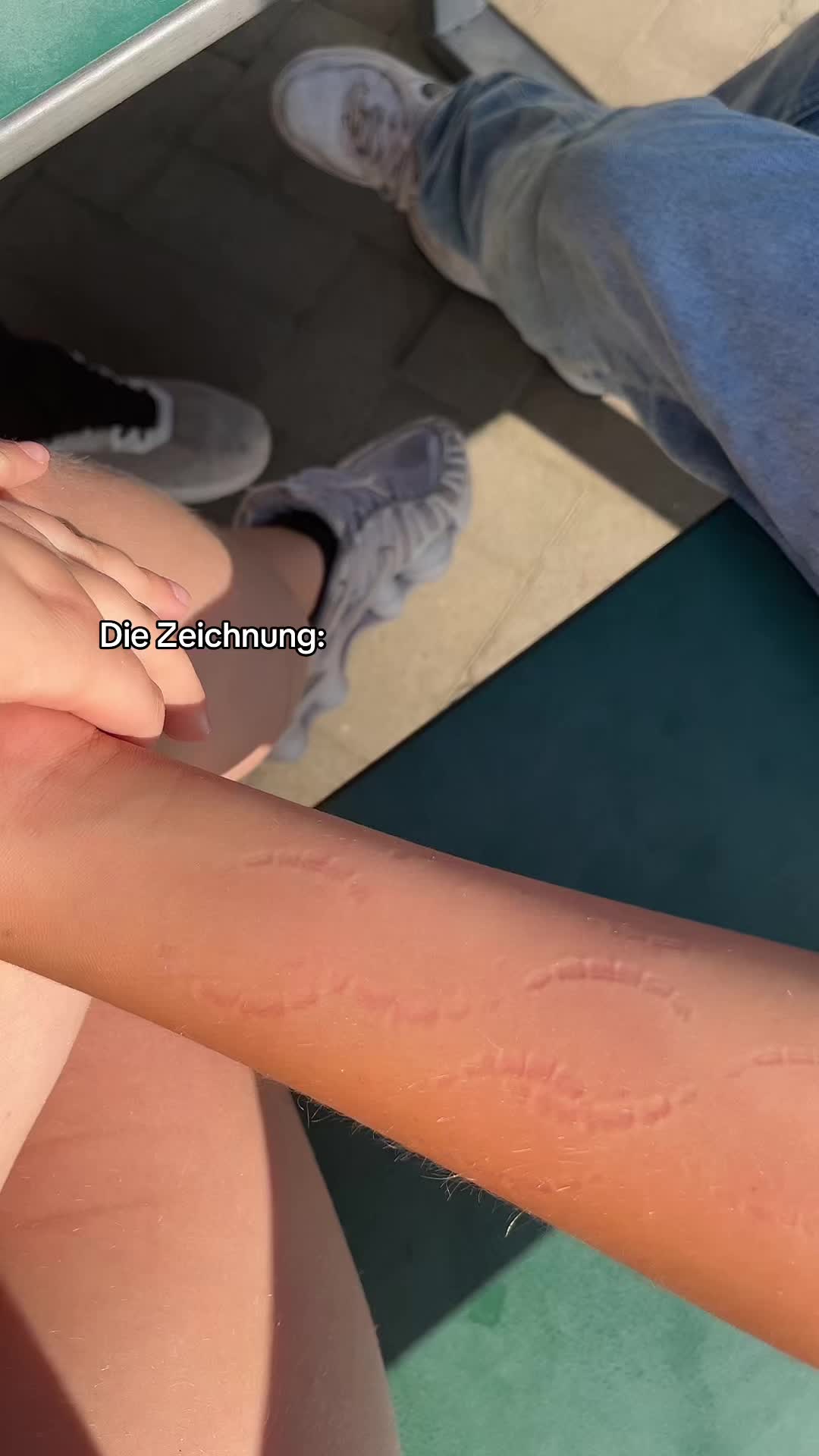 @ꨄ