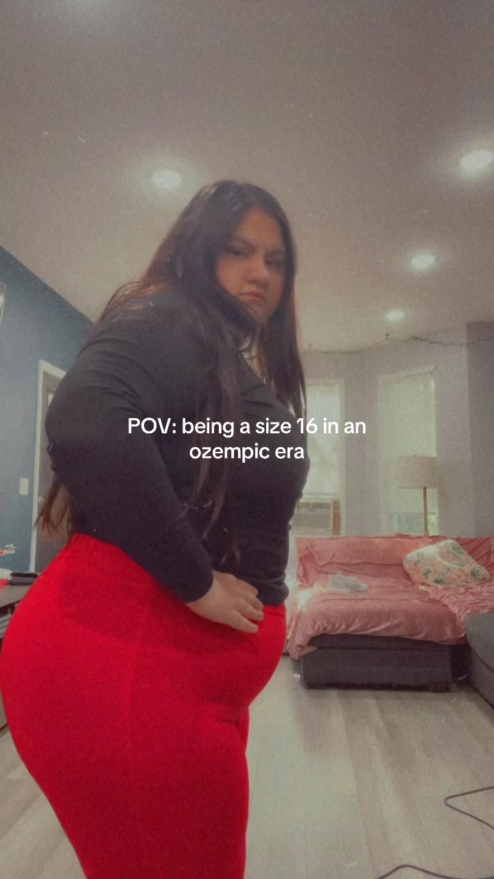 @Lexi🦋 | Plus Size Creator
