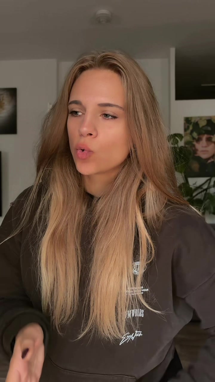 @Isa 👑