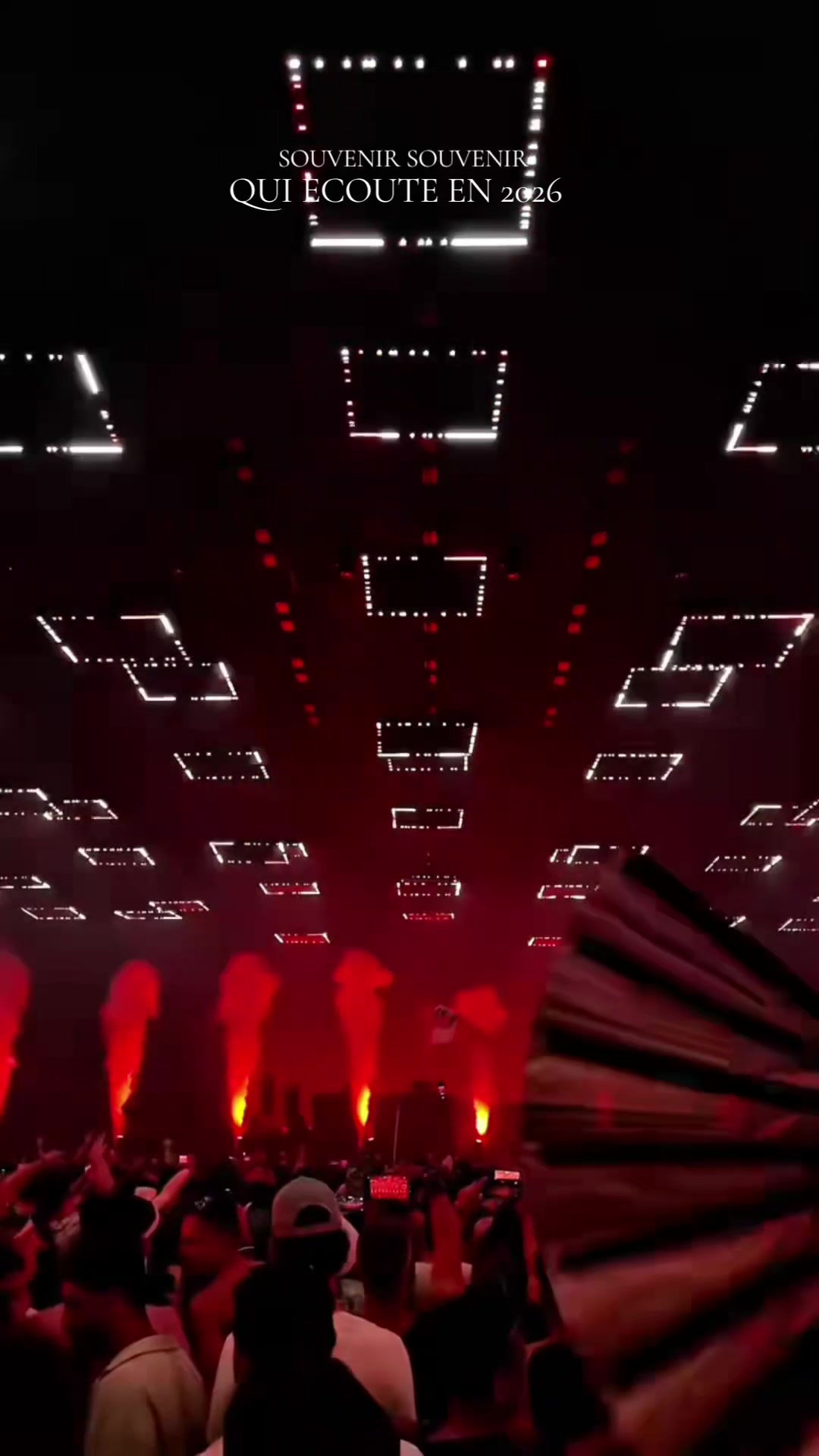 @TECHNO WORLD
