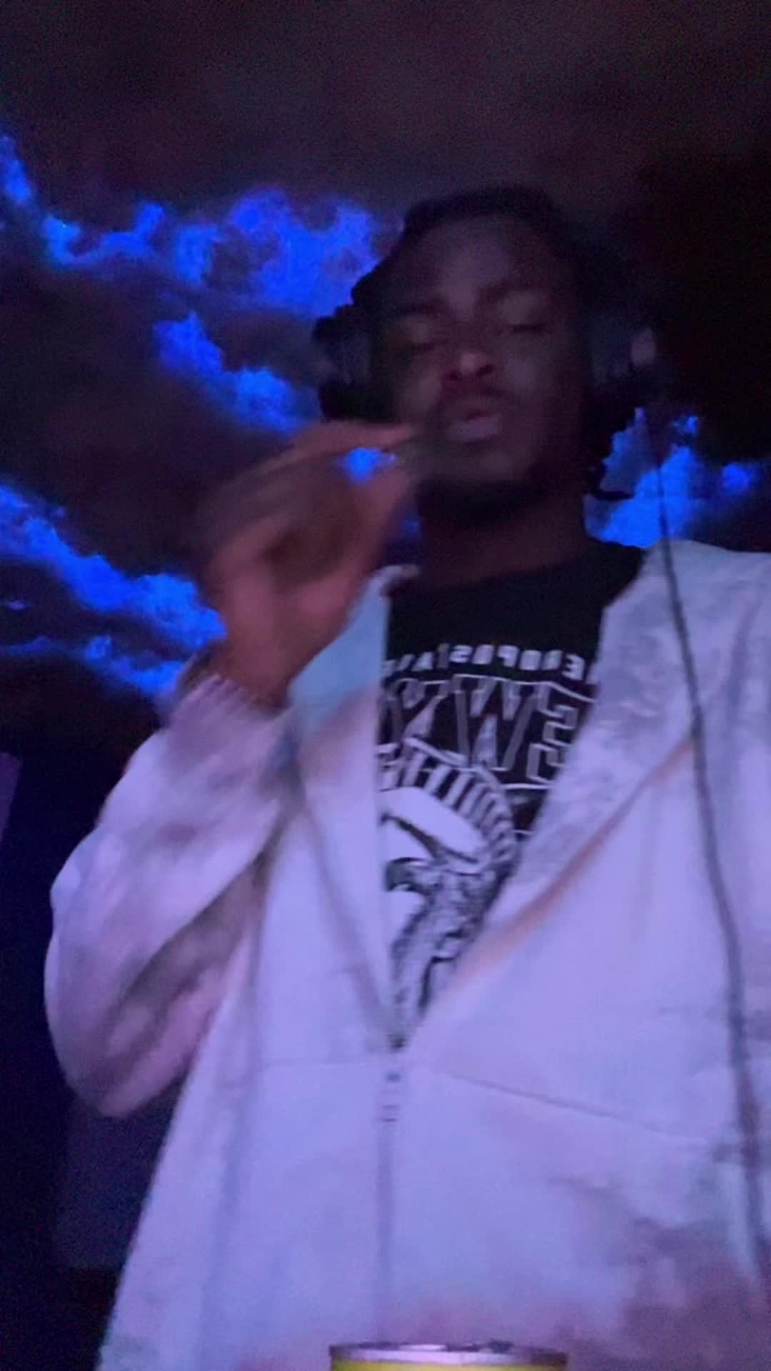 @im0hk__