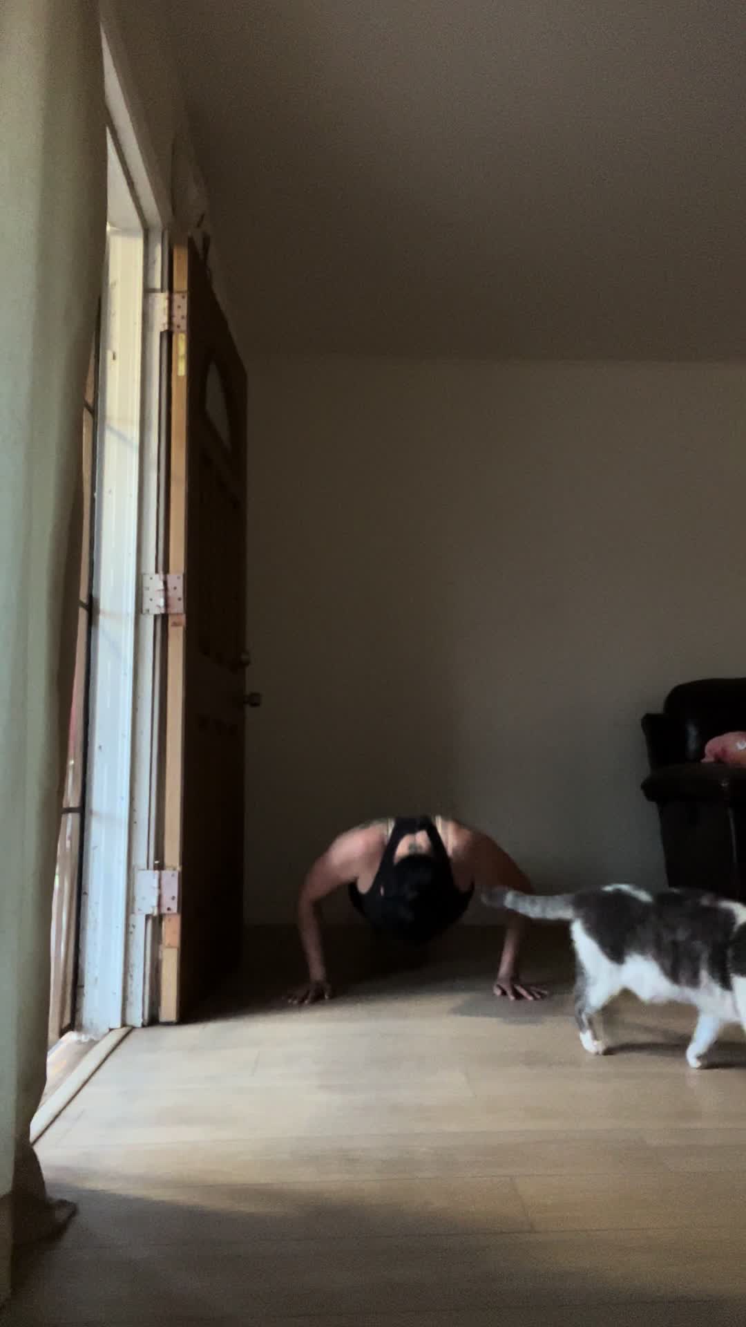 @TheRealBurpeesQueen