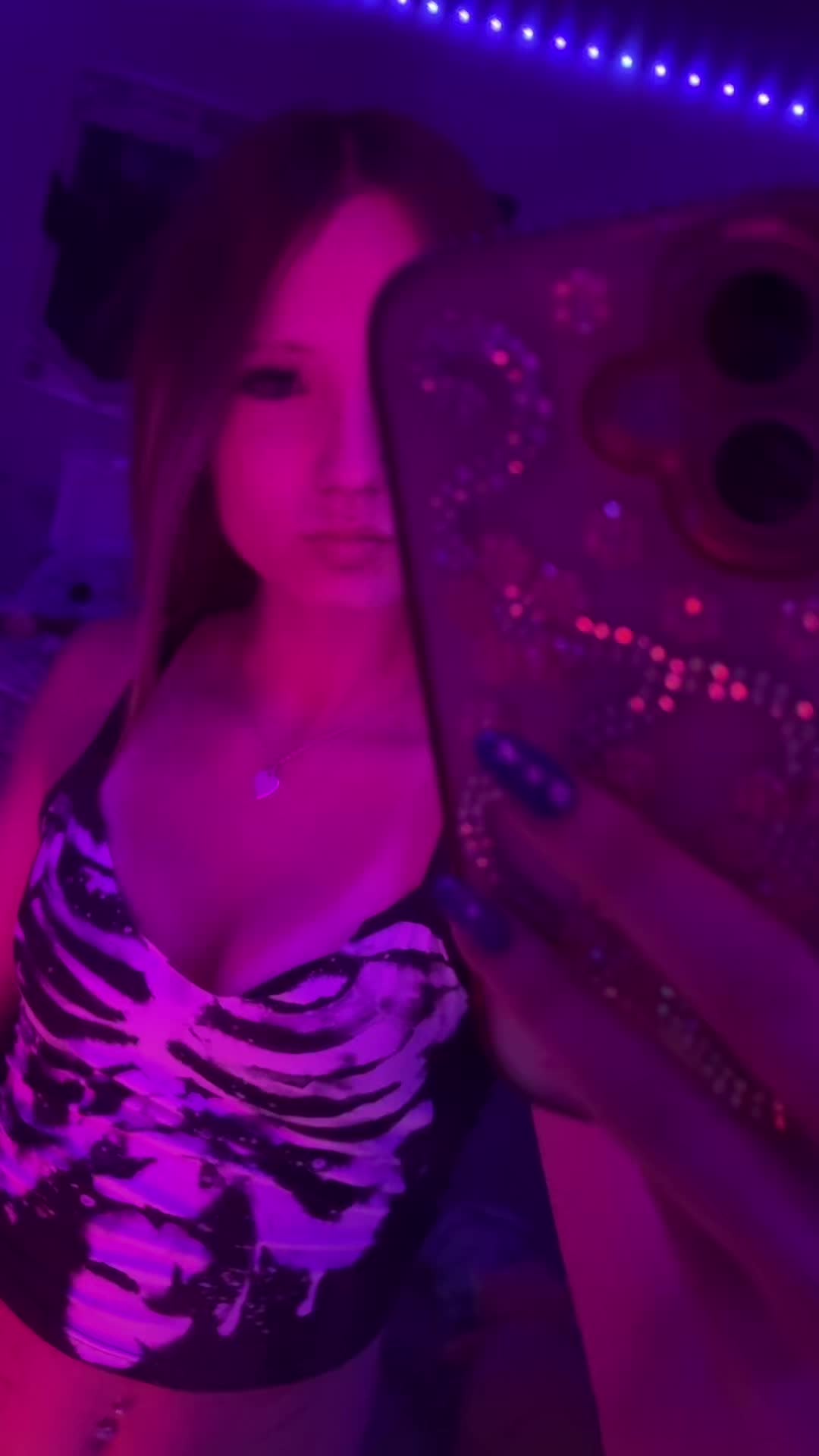 @its_ella__here 🦒