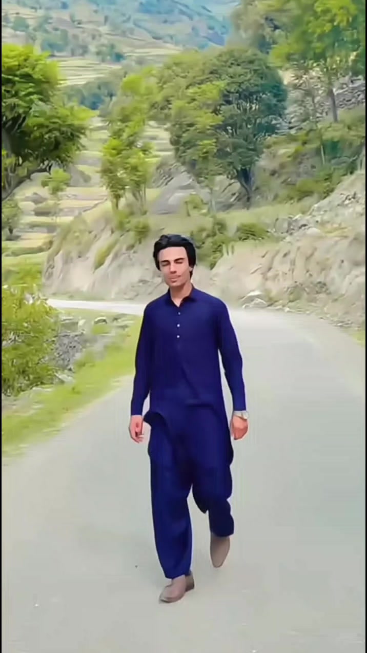@MANSOOR ALiKHAN💸👈