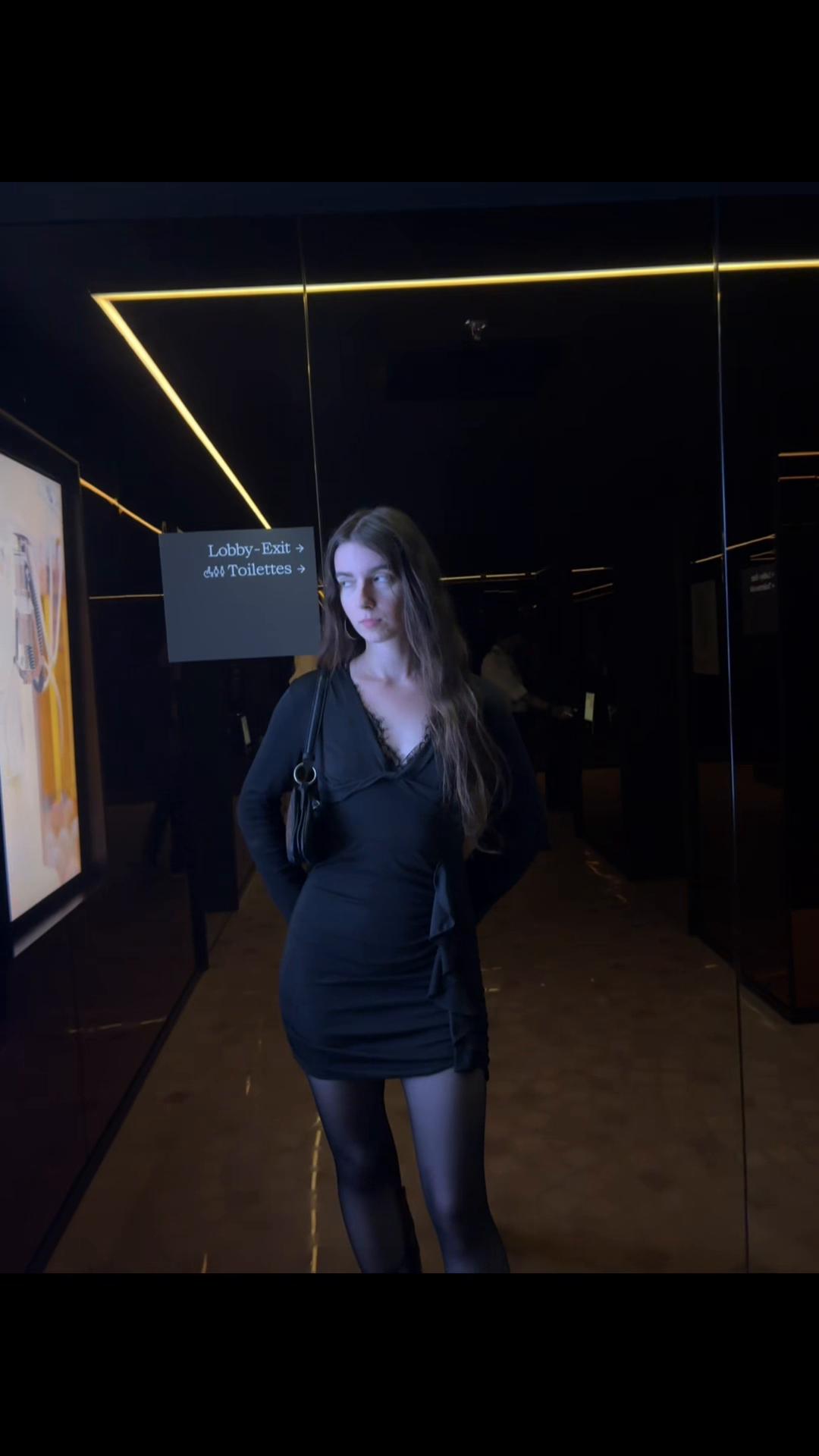 @Claudia &bull; 衫黎 🇨🇳🇫🇷