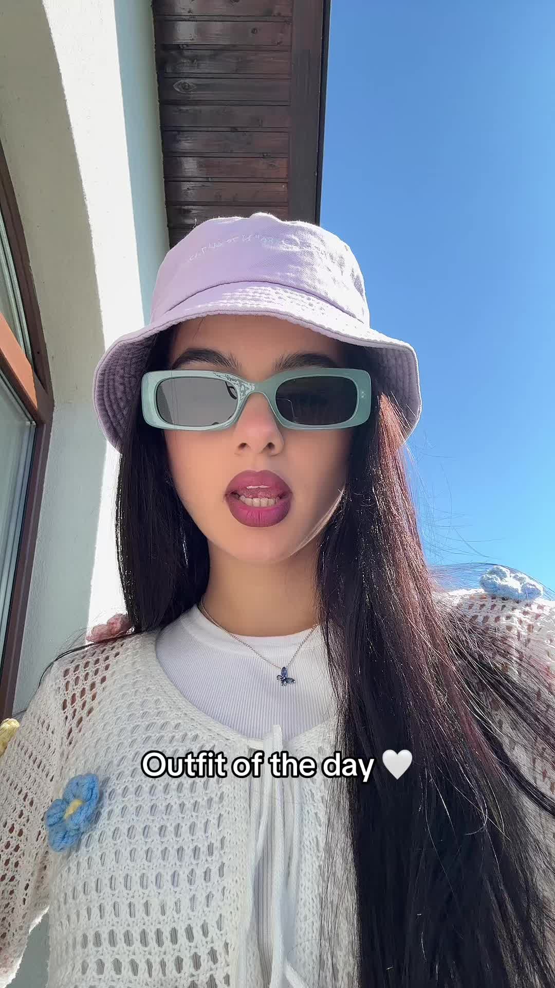 @Medina Cristina