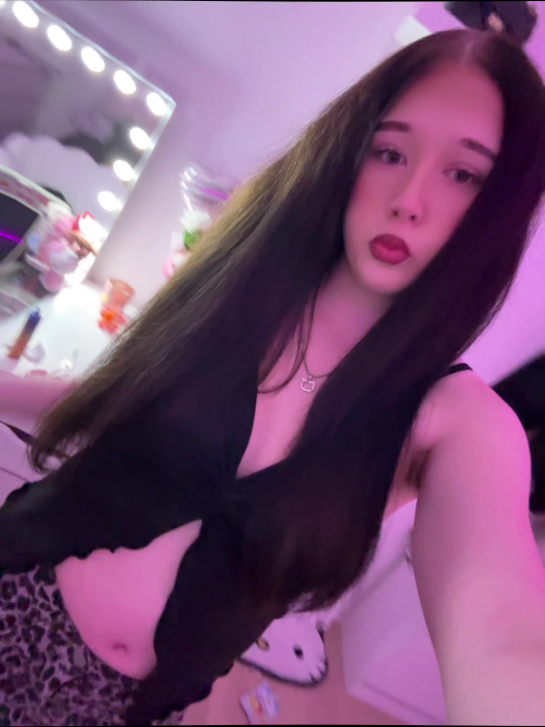 @ꨄ