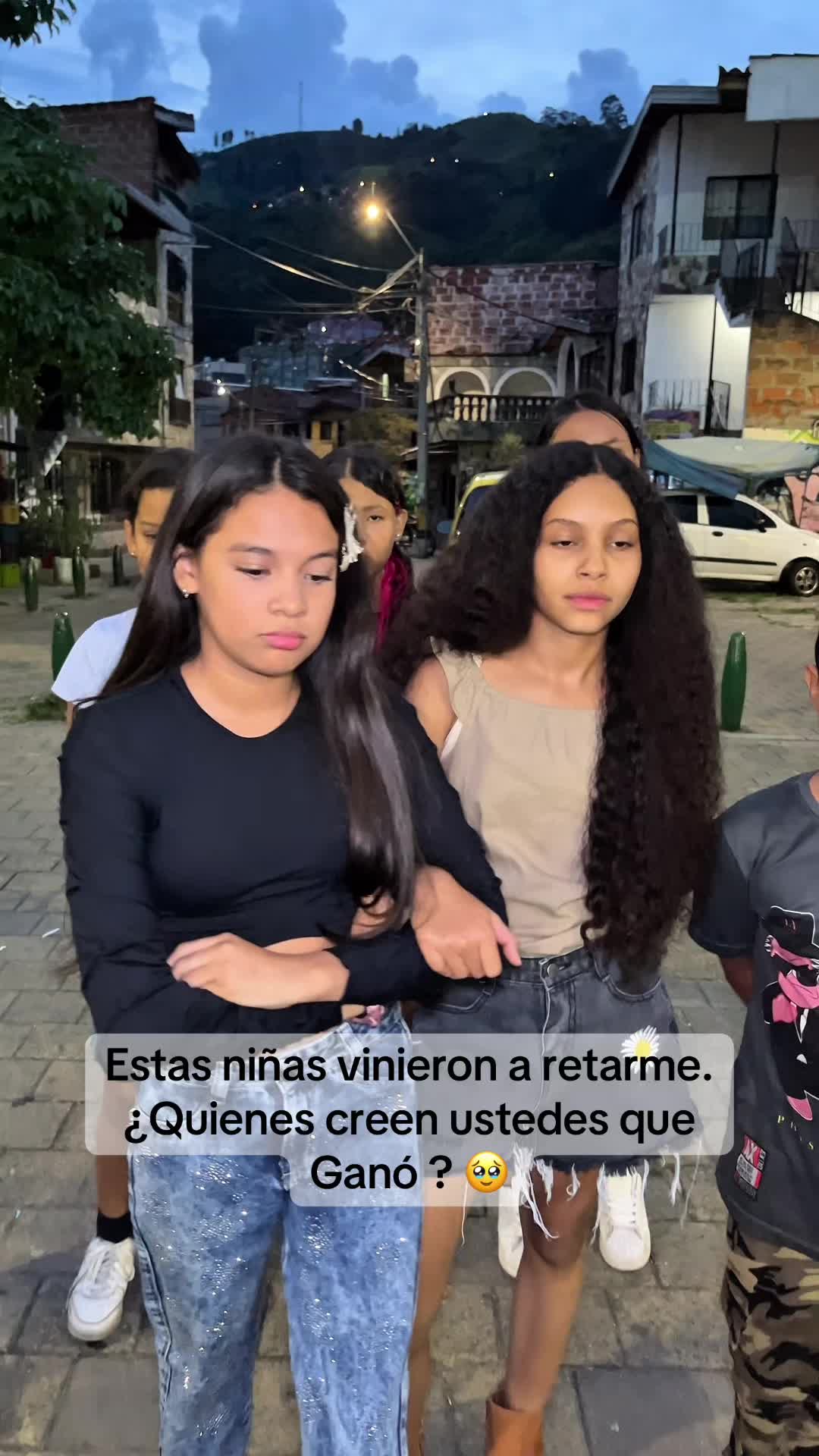 @victoria Velasquez