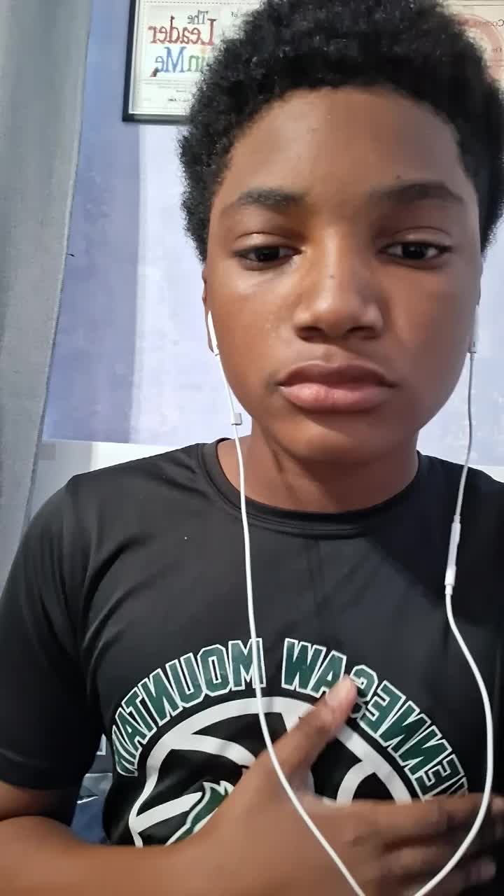@freeballinmyhedis