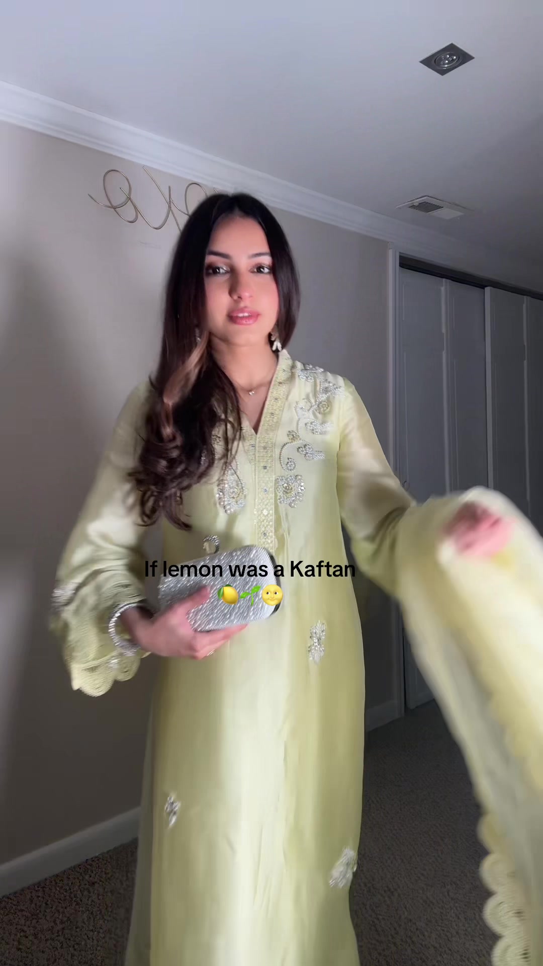 @HenaMokaria