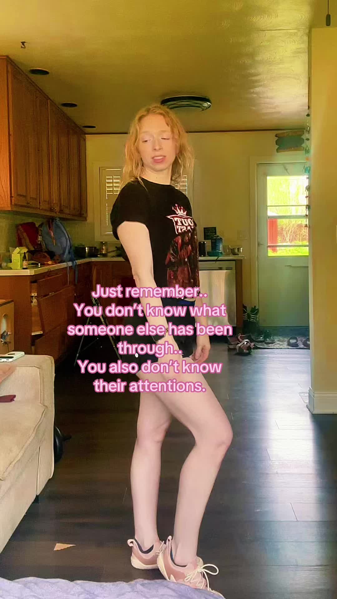 @KimberlyNicoleLivingLife