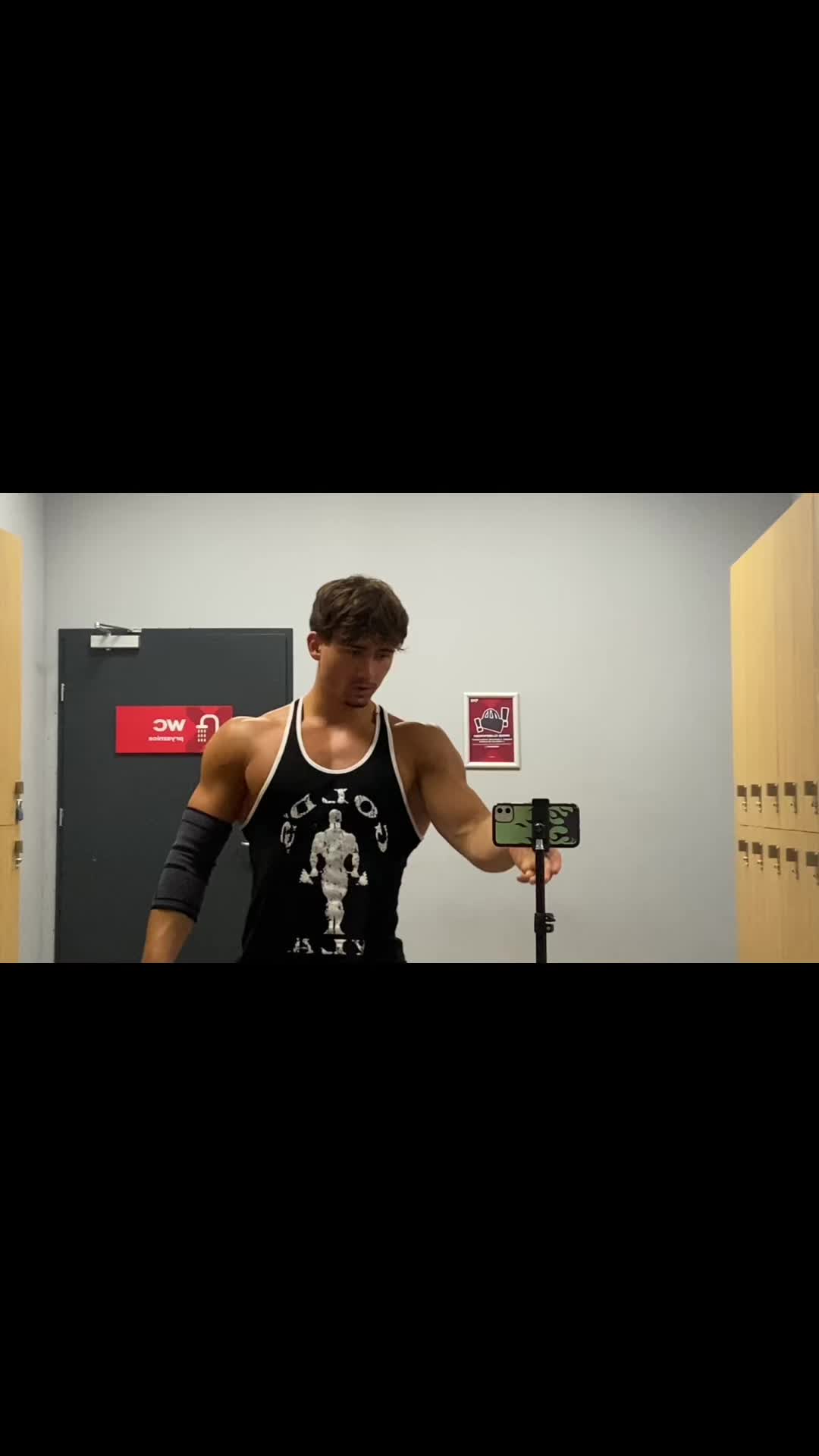 @sebastian