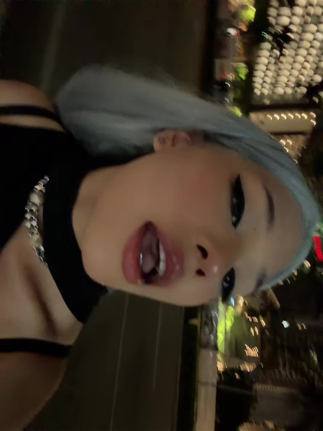 @(:̲̅:̲̅:̲̅[̲̅:♡:]̲̅:̲̅:̲̅:̲̅)