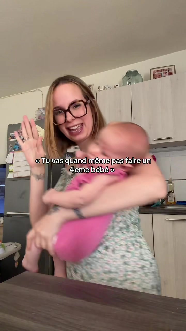 @Unamourtriple | Mom x4