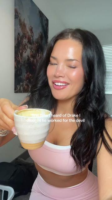 @Rosie loves protein