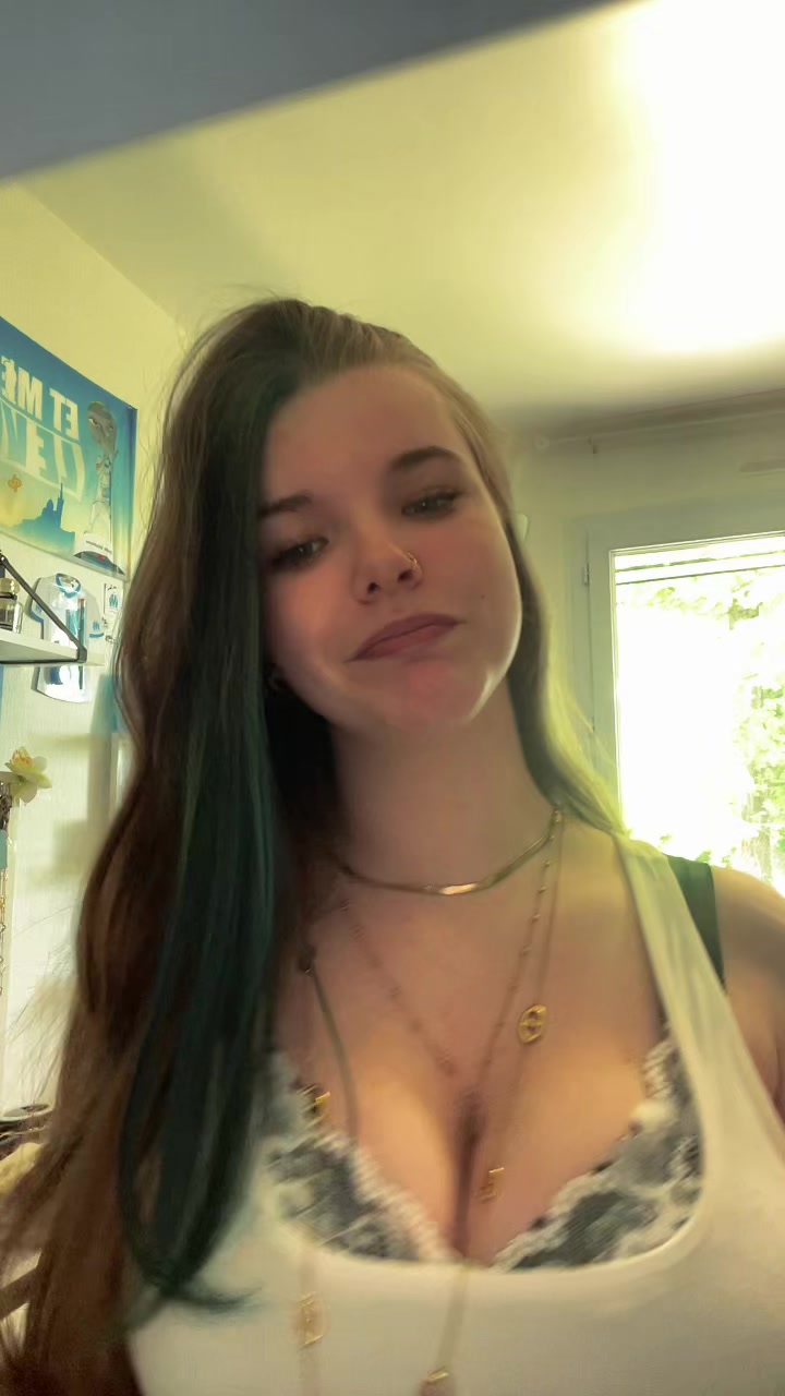 @𝓐𝓷𝓰𝓮'✰