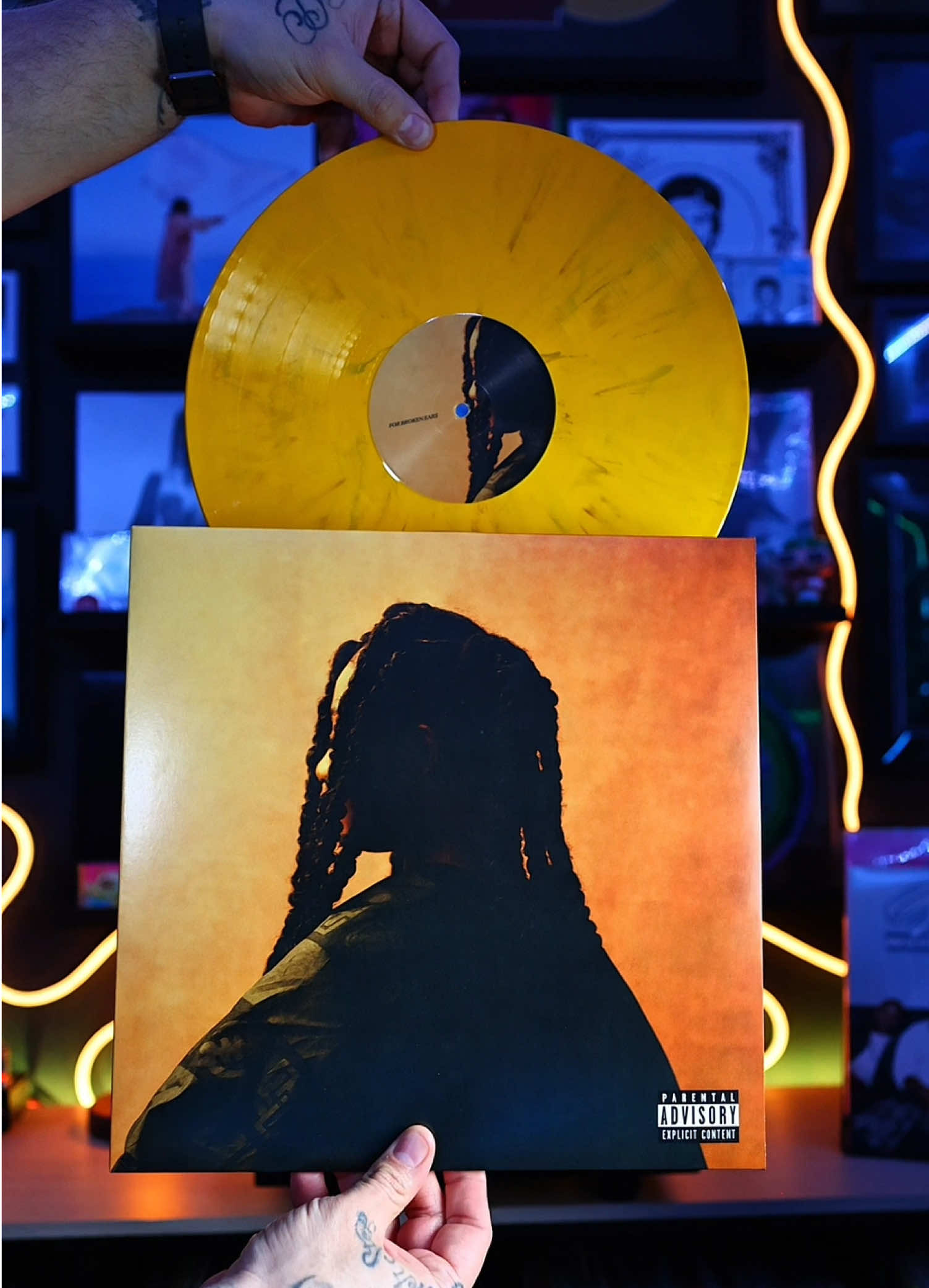 @‼️HIDEF VINYL‼️