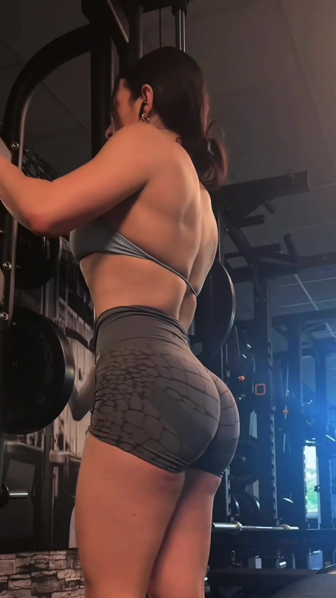 @Angela