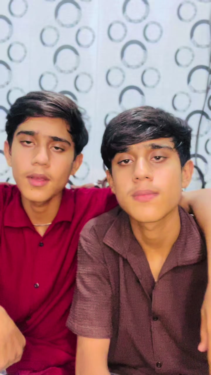 @♥️Twins👬 is live