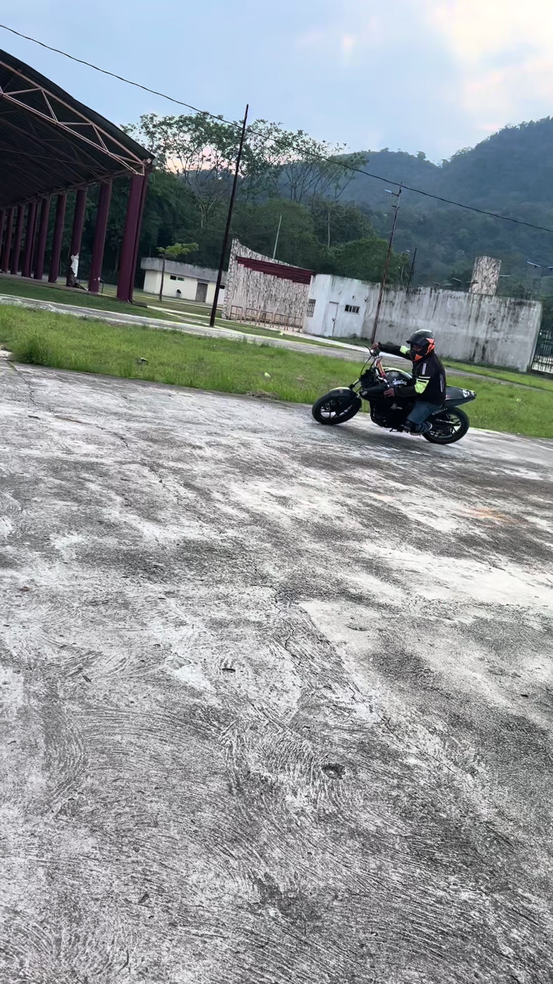 @Danno Guzmán
