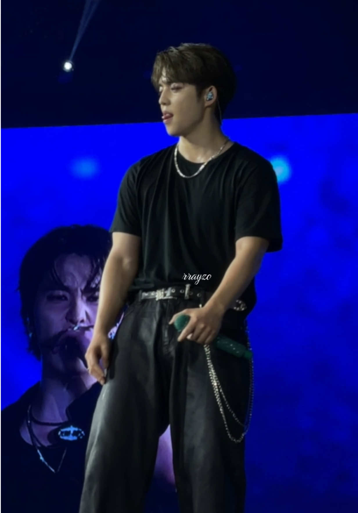 @Ryan saw svt & enhypen again