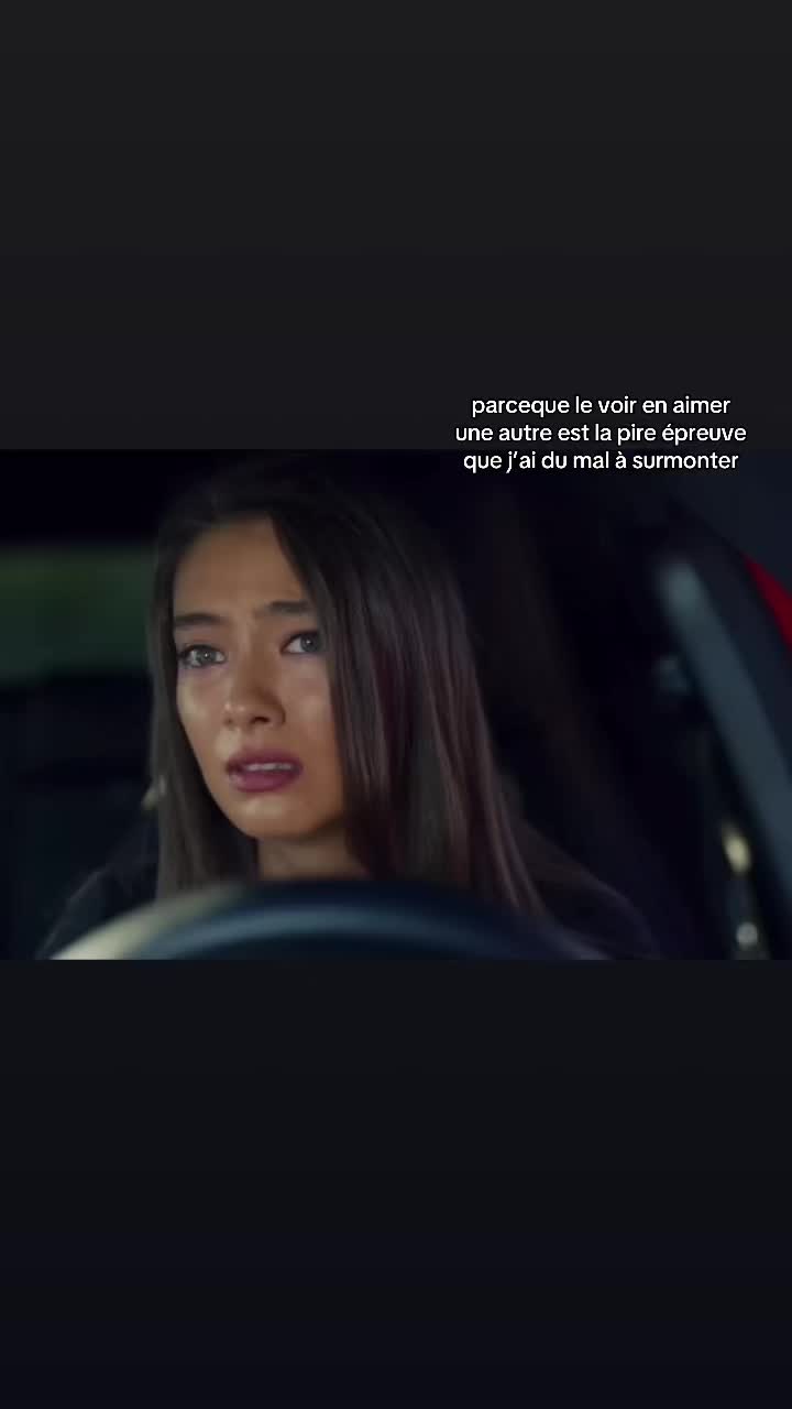 @𝐌