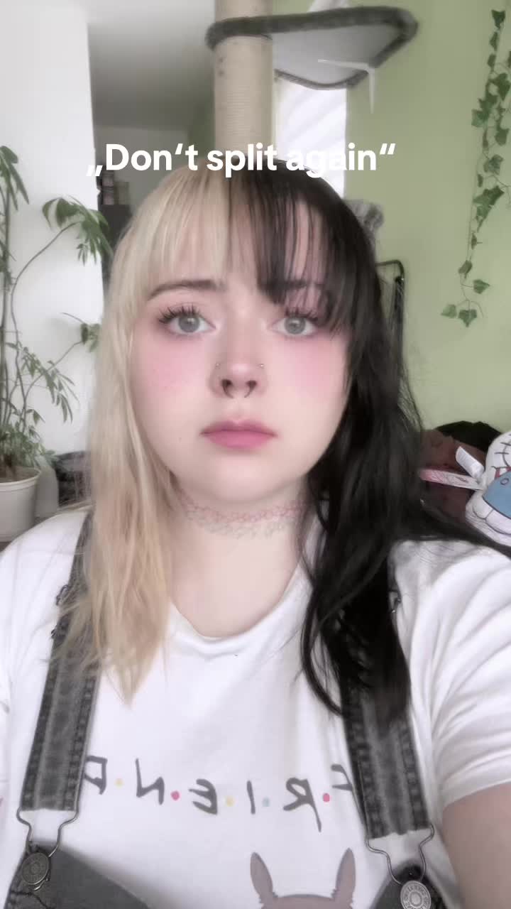 @Julie🖤