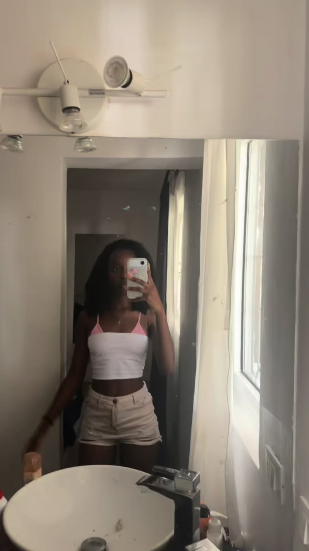 @12💋