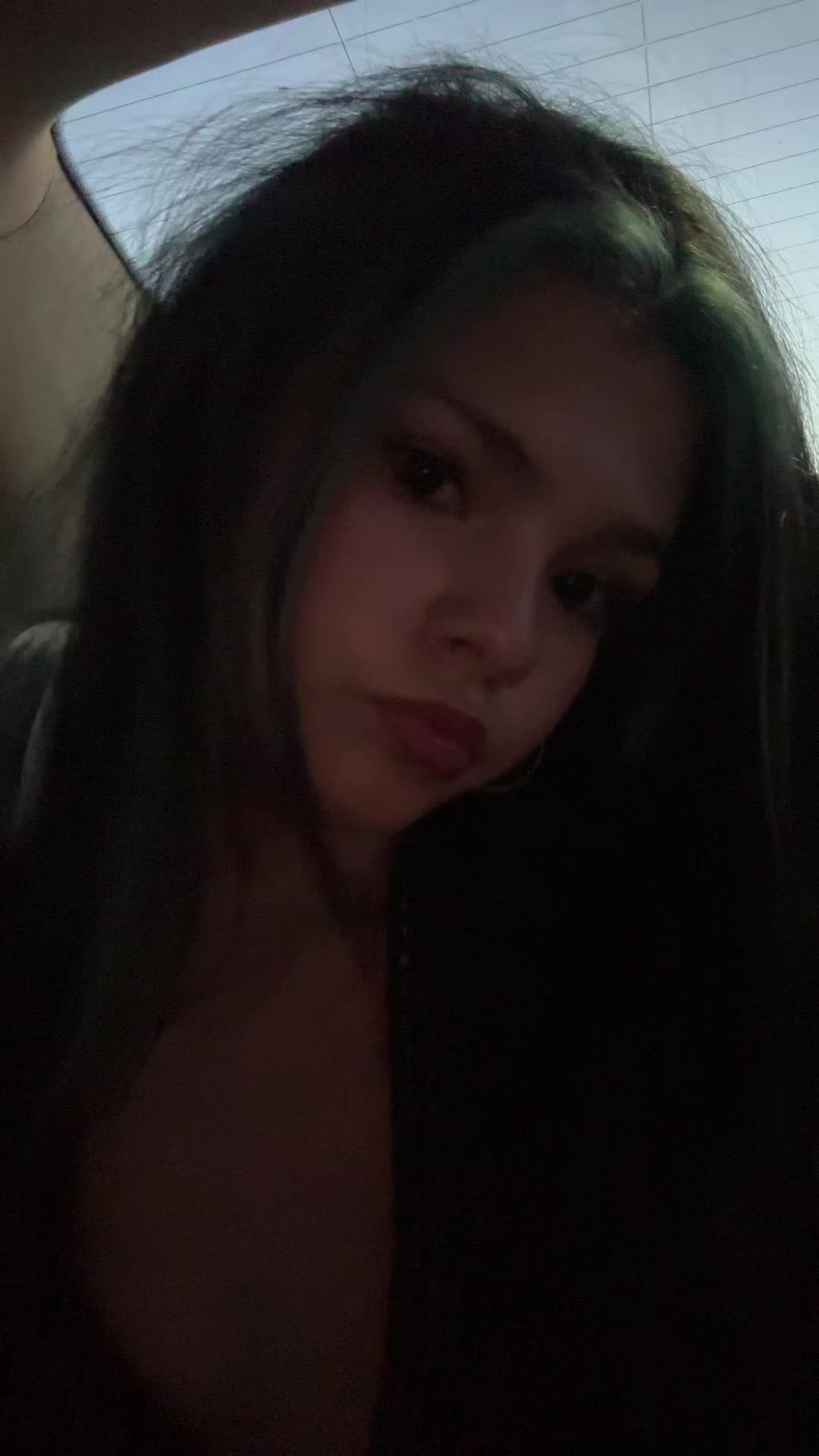 @🦄