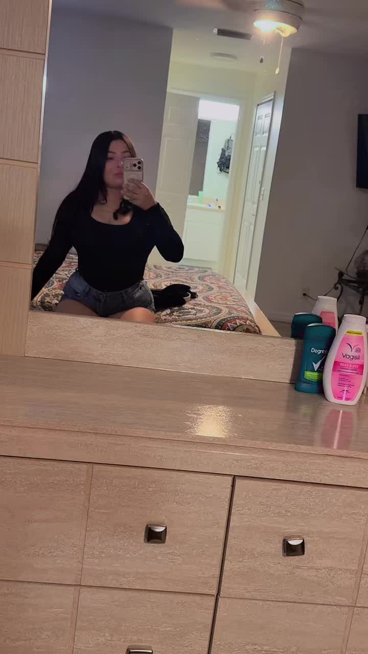 @M I A VALENTINA😈😈