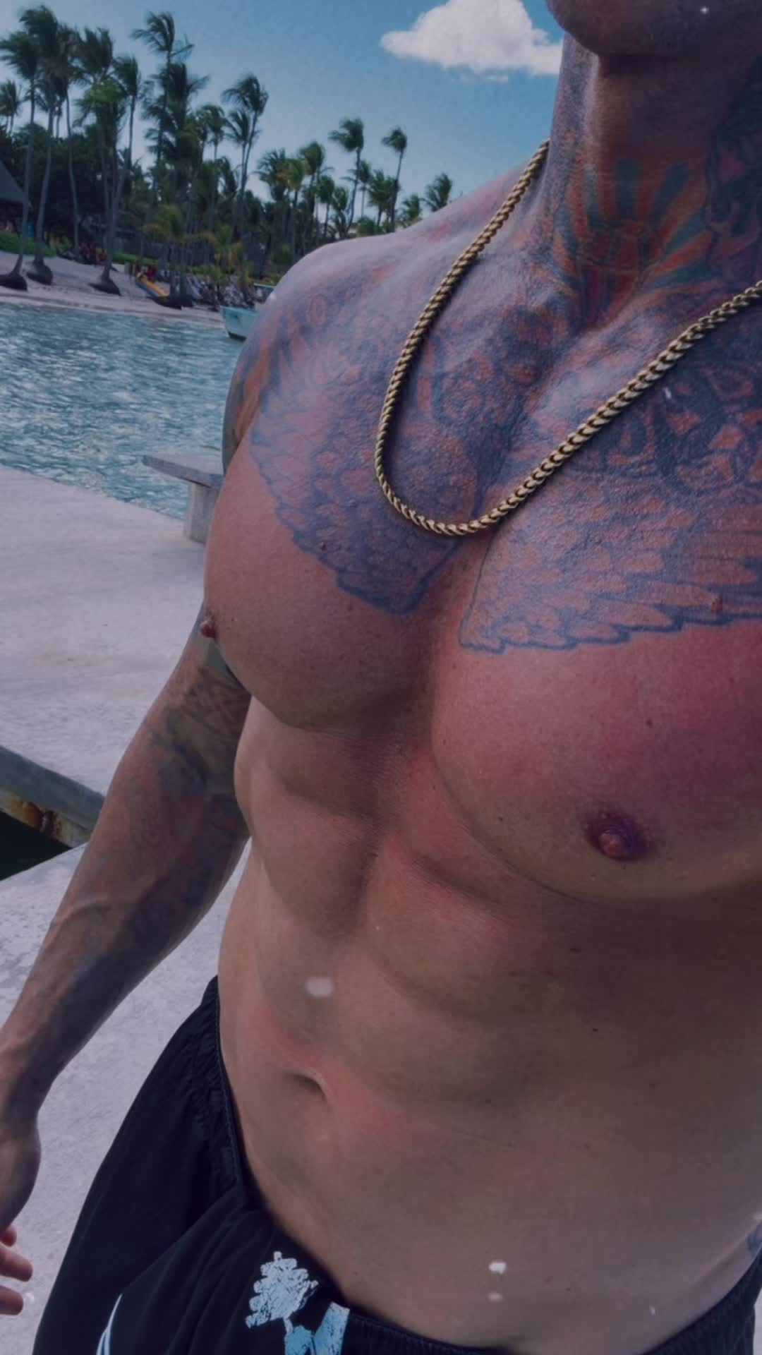 @Chizzyfit