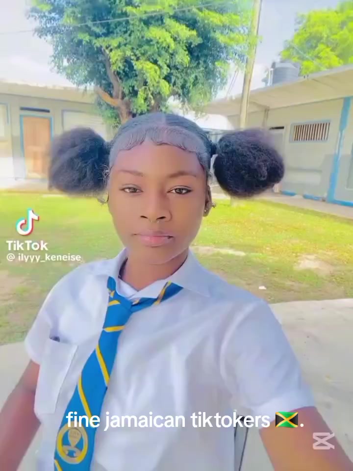 @𝐒𝐜𝐡𝐨𝐨𝐥𝐚𝐳 𝐄𝐝𝐢𝐭⭐️.