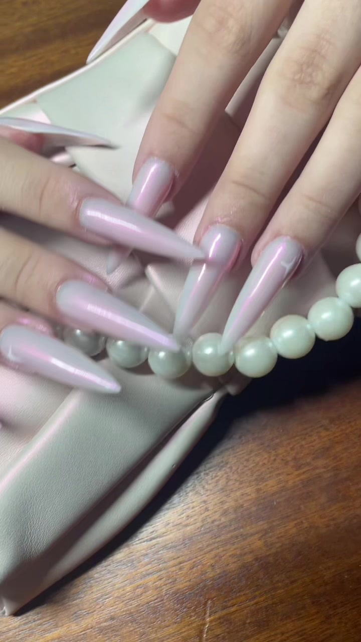 @alisha_aaa110