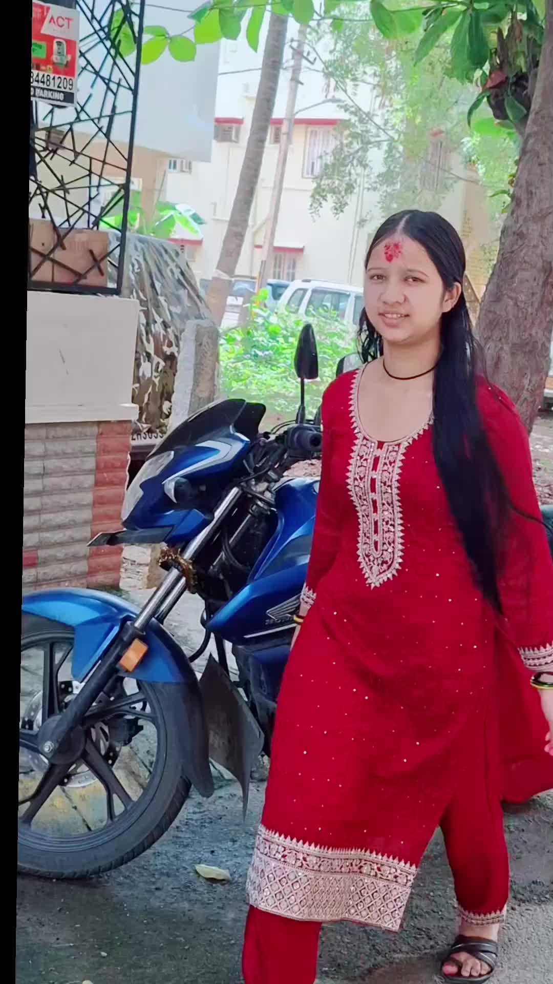 @अभागी परदेशी छोरी 🇮🇳🇳🇵😭
