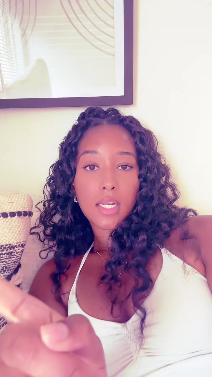 @Hermella